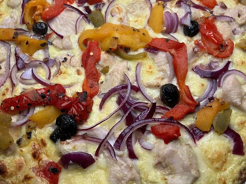 Pizza poulet poivrons crème